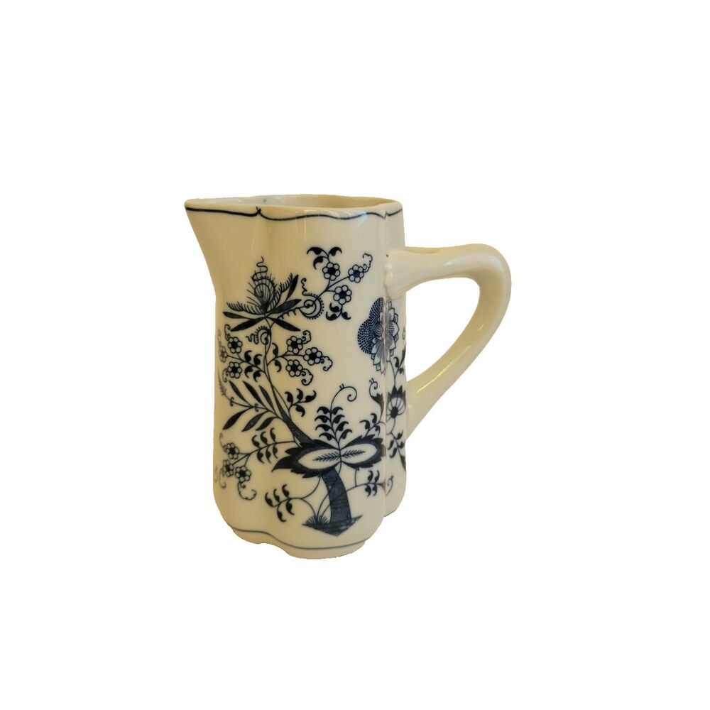 Blue Danube Milk Syrup Pitcher 16 oz - 5 1/2" Tall